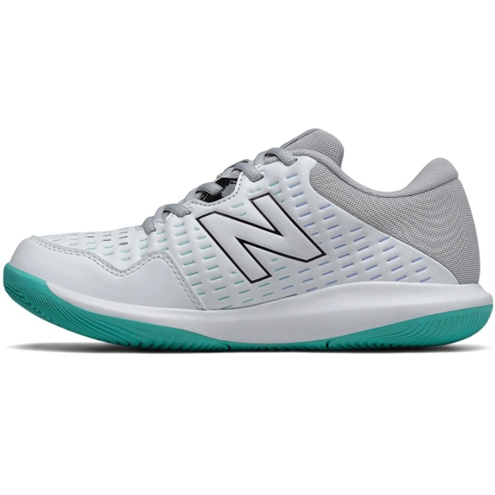 New Balance gym shoes (5.5)
